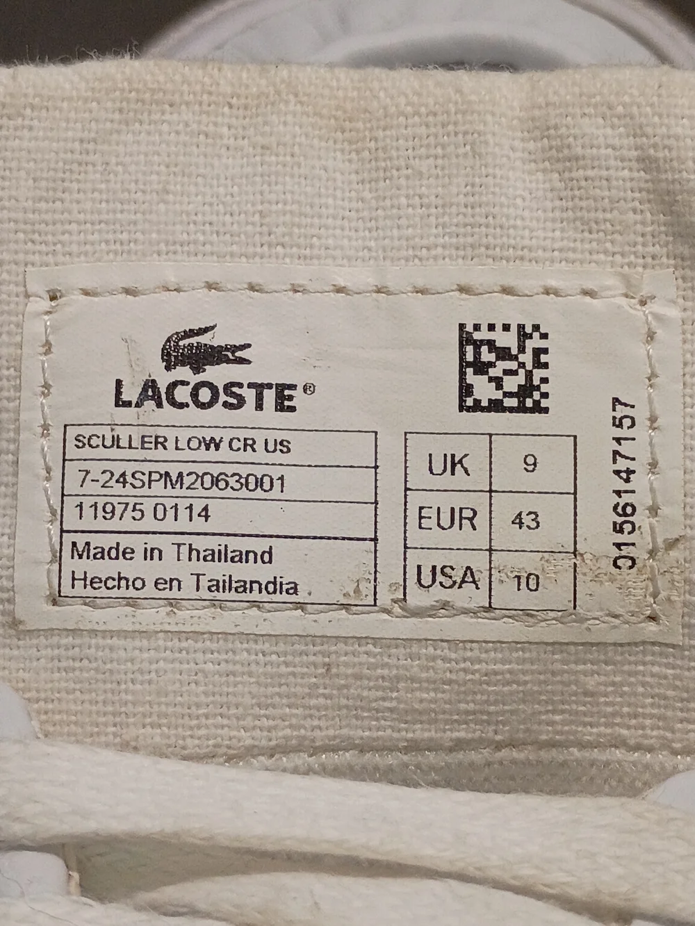 Lacoste Men's 10M White Leather Boat Shoes with Lace-Up Design.  Like New.